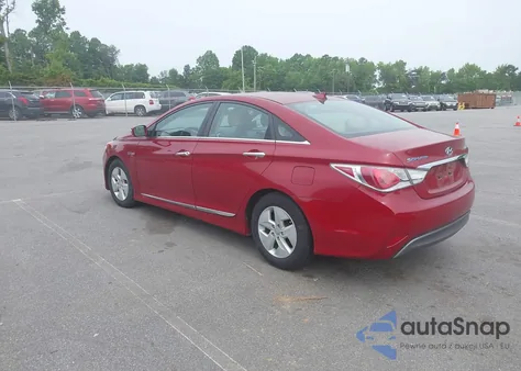 2012 Hyundai Sonata Hybrid from USA, damaged, VIN KMHEC4A47CA060499
